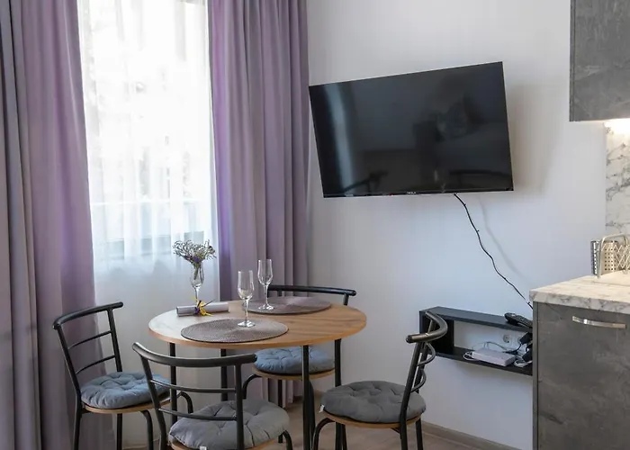 By The River 5 公寓 *